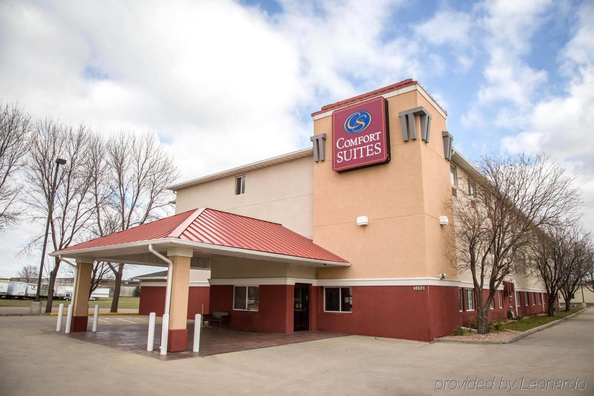 Comfort Suites Sioux Falls Exterior foto